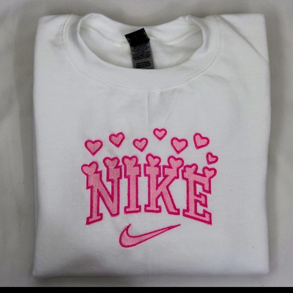 nike heart sweatshirt